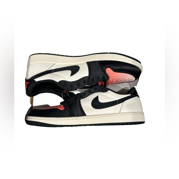 Nike Air Jordan 1 Low “PSG” - Paris Saint-Germain Edition - Size 13 - Picture 3 of 6